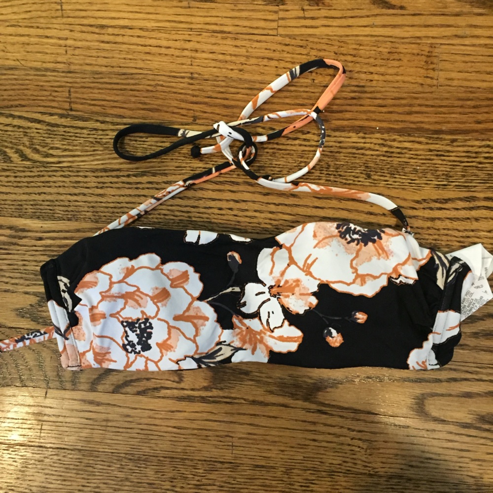 Roxy bikini top  🌸 3 for $25